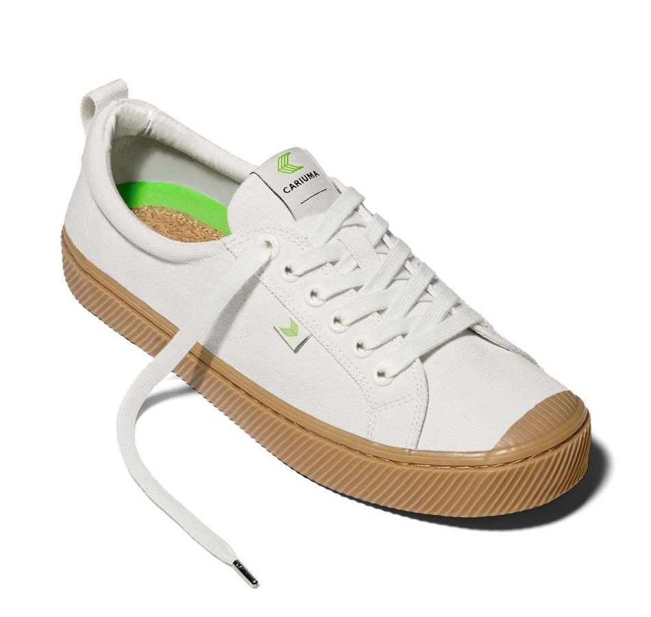 Cariuma Oca organic cotton sneakers